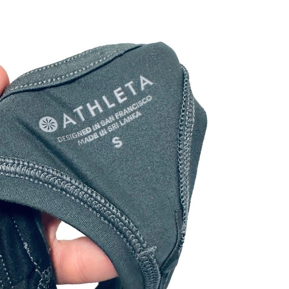 Athleta limitless Camo print keyholes Seamless Racerback Tank Top Women Size S - Picture 3 of 8